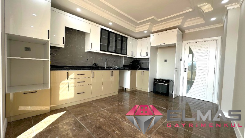 Elmas’tan Hürriyet'te Böyle Manzara Görmediniz! Dev Metraj 3+1