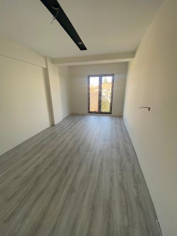 GÜVENAY - ÇORUM BAHÇELİEVLER KARŞIYAKA OKULU YANI SATILIK 3+1 DAİRE