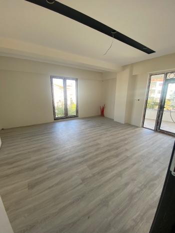 GÜVENAY - ÇORUM BAHÇELİEVLER KARŞIYAKA OKULU YANI SATILIK 3+1 DAİRE