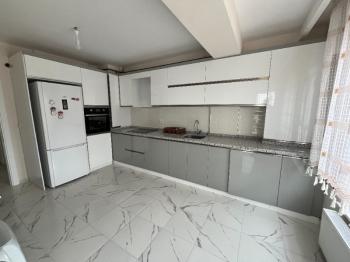 KAHVECİOĞLU EMLAK'DAN KILAVUZ MAH KİRALIK DAİRE