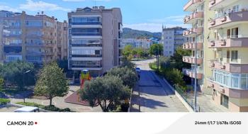 EMLAK HABERCİSİ 'NDEN MUDANYA HALİTPAŞA'DA MARİNA MEVKİİ 140 m2 GENİŞ SATILIK 3+1 ARA KAT DAİRE