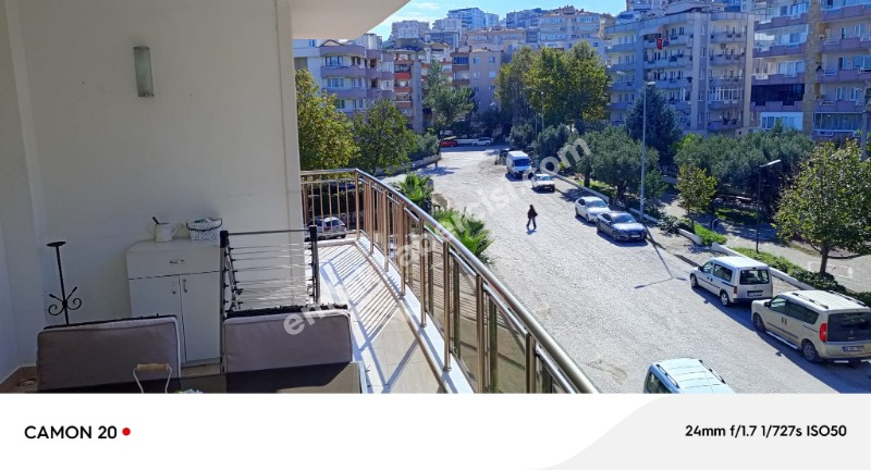 EMLAK HABERCİSİ 'NDEN MUDANYA HALİTPAŞA'DA MARİNA MEVKİİ 140 m2 GENİŞ SATILIK 3+1 ARA KAT DAİRE