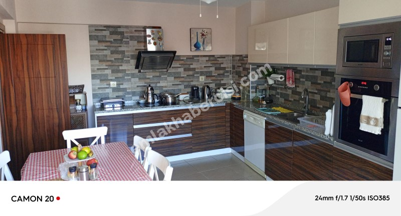 EMLAK HABERCİSİ 'NDEN MUDANYA HALİTPAŞA'DA MARİNA MEVKİİ 140 m2 GENİŞ SATILIK 3+1 ARA KAT DAİRE