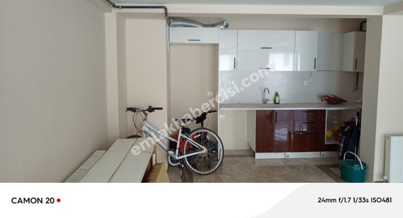 EMLAK HABERCİSİ'NDEN MUDANYA ÖMERBEY İPAR CADDESİ'NE CEPHE 3 YAŞ BİNADA  SATILIK 85 M2 OFİS/DÜKKAN/BÜRO/İŞYERİ