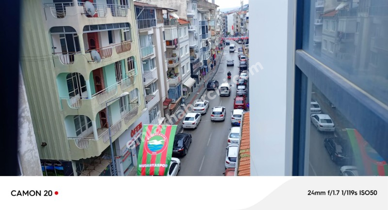 EMLAK HABERCİSİ'NDEN MUDANYA ÖMERBEY İPAR CADDESİ'NE CEPHE 3 YAŞ BİNADA  SATILIK 85 M2 OFİS/DÜKKAN/BÜRO/İŞYERİ