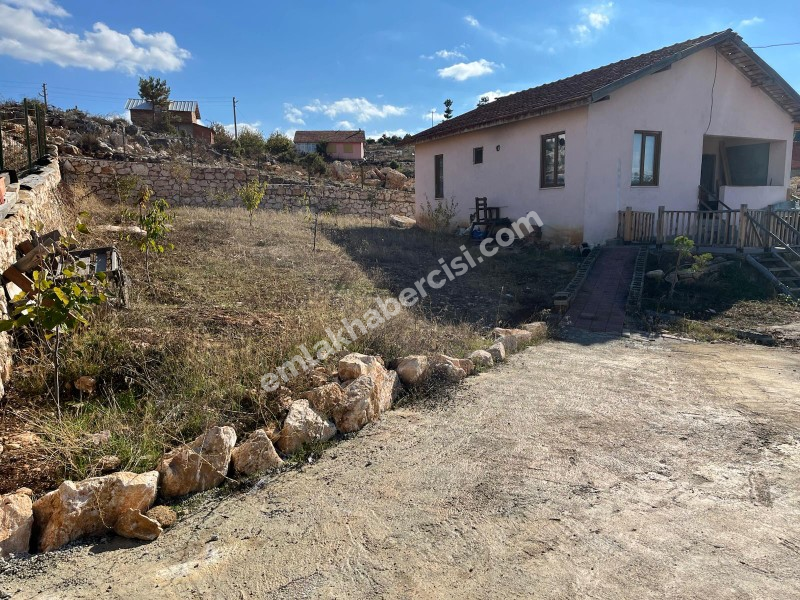 EMLAK HABERCİSİ\\\\\\\\\\\\\\\' NDEN   BURSA, KELES, KIRAN IŞIKLAR\\\\\\\\\\\\\\\'DA 637 M2 ARSA İÇERİSİNDE BAHÇELİ MÜSTAKİL EV