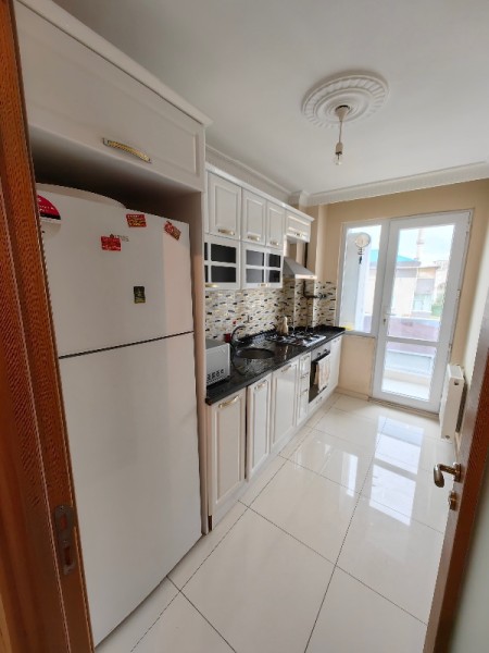 Yeşilpınar'da Otoparklı Yeni Bina'da 5.Kat Eşyalı Kiralık Daire