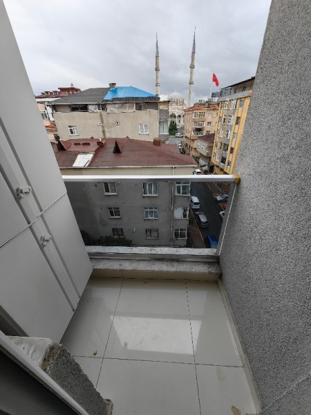 Yeşilpınar'da Otoparklı Yeni Bina'da 5.Kat Eşyalı Kiralık Daire