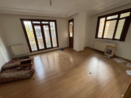 Yeşilpınar'da Yeni Bina'da 1.Kat 2+1 Kiralık Daire