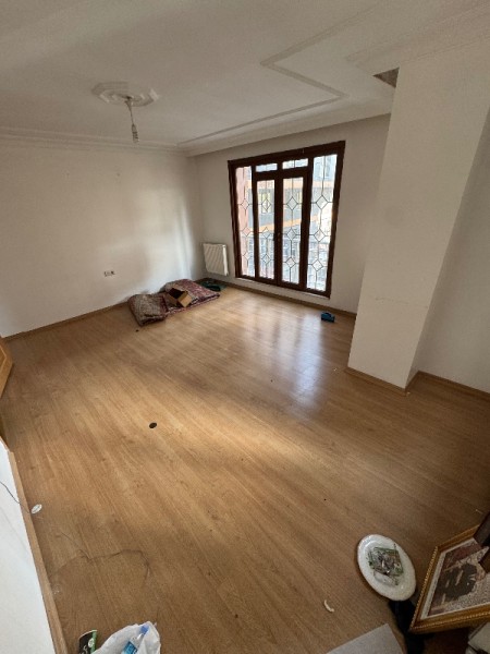 Yeşilpınar'da Yeni Bina'da 1.Kat 2+1 Kiralık Daire