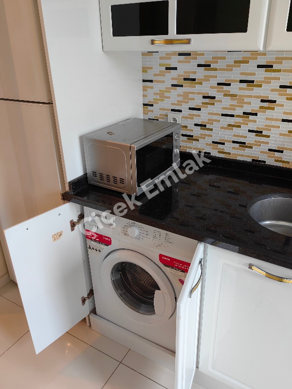 Yeşilpınar'da Otoparklı Yeni Bina'da 5.Kat Eşyalı Kiralık Daire