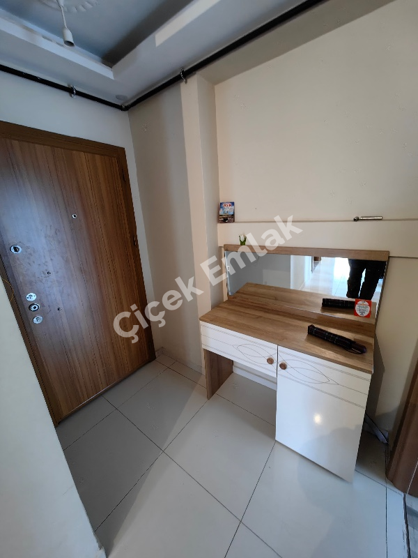 Yeşilpınar'da Otoparklı Yeni Bina'da 5.Kat Eşyalı Kiralık Daire