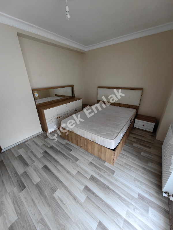 Yeşilpınar'da Otoparklı Yeni Bina'da 5.Kat Eşyalı Kiralık Daire