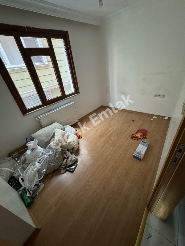 Yeşilpınar'da Yeni Bina'da 1.Kat 2+1 Kiralık Daire