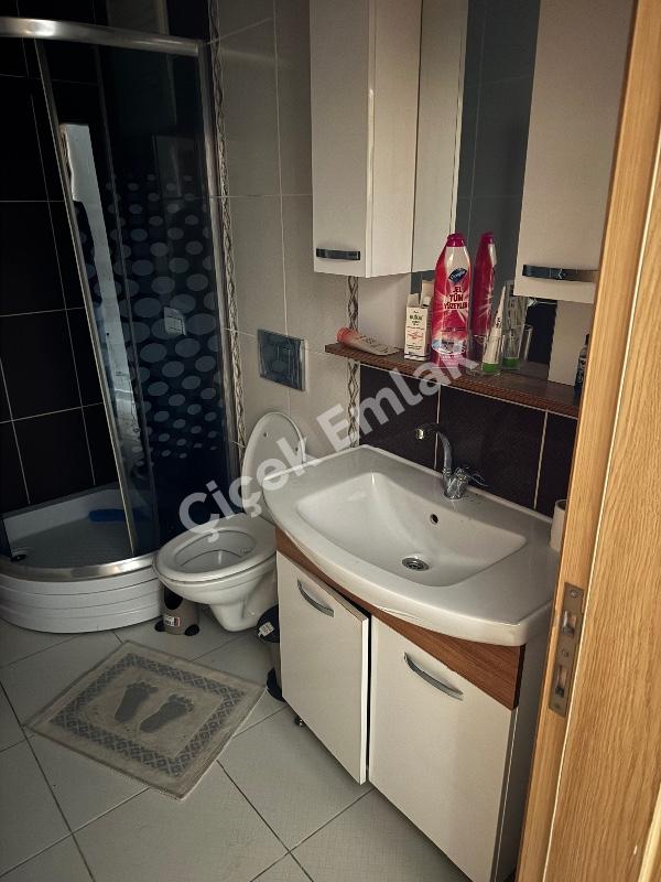 Yeşilpınar'da Yeni Bina'da 1.Kat 2+1 Kiralık Daire