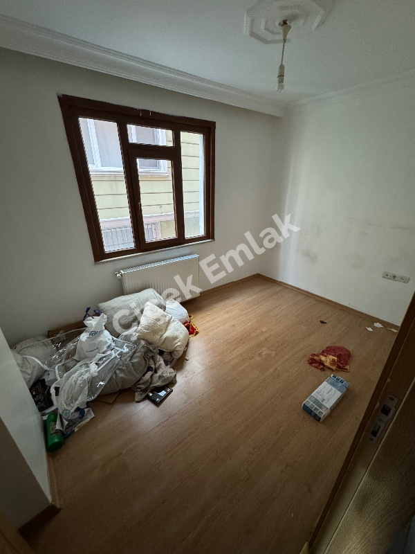 Yeşilpınar'da Yeni Bina'da 1.Kat 2+1 Kiralık Daire