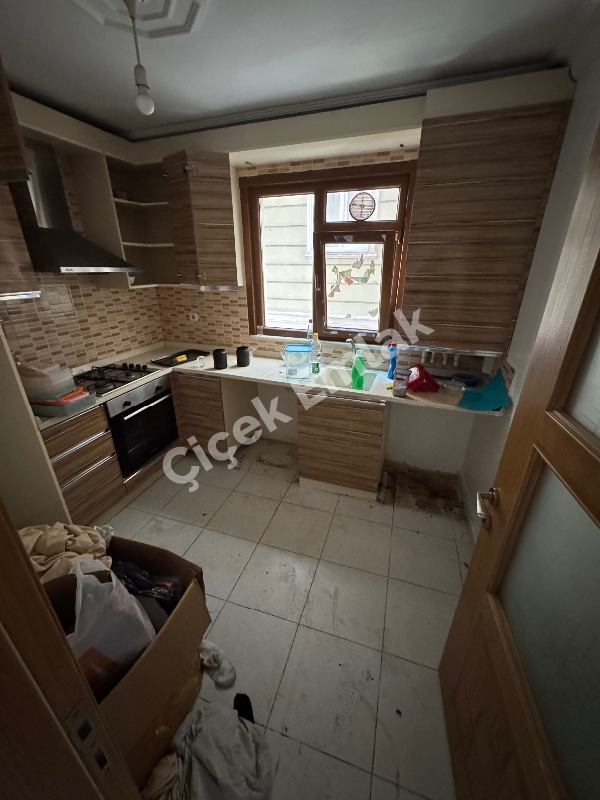 Yeşilpınar'da Yeni Bina'da 1.Kat 2+1 Kiralık Daire