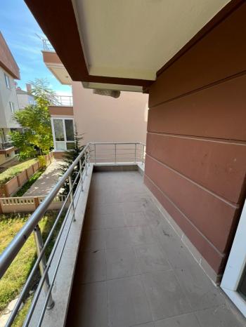 AFYON ÜÇOK EMLAKTAN MAREŞAL F ÇAKMAK MAH KİRALIK 3+1 TEMİZ BAKIMLI DAİRE