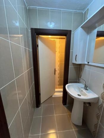 AFYON ÜÇOK EMLAKTAN MAREŞAL F ÇAKMAK MAH KİRALIK 3+1 TEMİZ BAKIMLI DAİRE