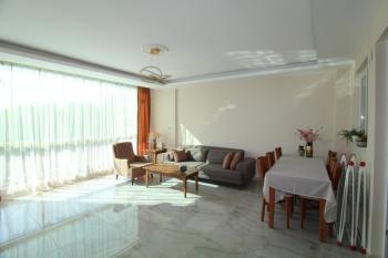 ASLAN'DAN DENİZE SIFIR SİTEDE HAVUZLU GENİŞ 2+1