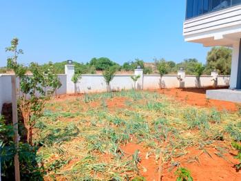 Akyeniköy Didim’de Satılık Tam Müstakil 3+1 Villa – 325 m² Bahçeli, Sıfır & İskanlı