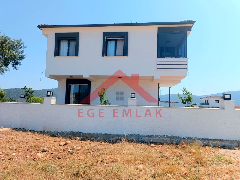 Akyeniköy Didim’de Satılık Tam Müstakil 3+1 Villa – 325 m² Bahçeli, Sıfır & İskanlı