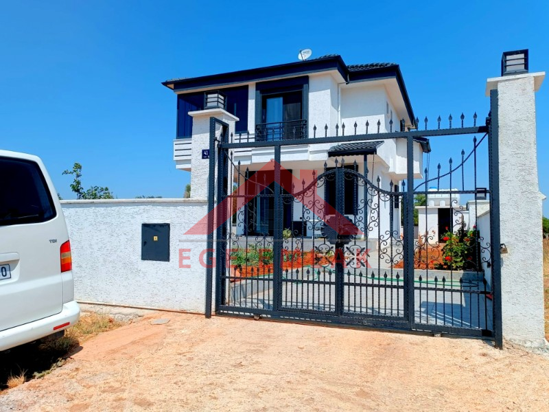 Akyeniköy Didim’de Satılık Tam Müstakil 3+1 Villa – 325 m² Bahçeli, Sıfır & İskanlı