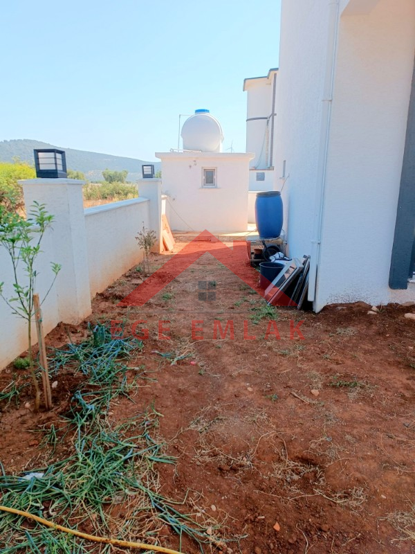 Akyeniköy Didim’de Satılık Tam Müstakil 3+1 Villa – 325 m² Bahçeli, Sıfır & İskanlı