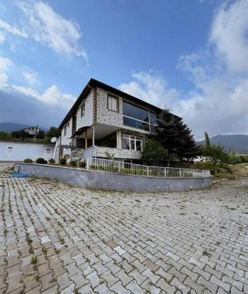 GEYVE'DE SATILIK ÇOK AMAÇLI KONUT + TİCARİ İMARLI ARAZİ (TR/ENG)