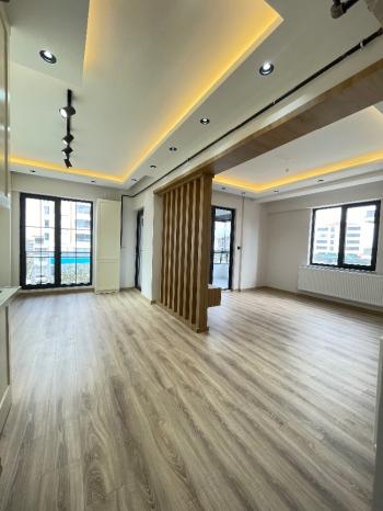 Güvenay - Çorum Çepni Fen Lisesi Civarı 4+1 Amerikan Mutfak Satılık Daire 