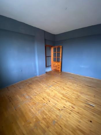 GÜVENAY - ÇORUM YAZI ÇARŞI AKPINAR CADDE ÜZERİ KİRALIK DAİRE