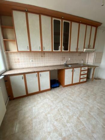 GÜVENAY - ÇORUM YAZI ÇARŞI AKPINAR CADDE ÜZERİ KİRALIK DAİRE