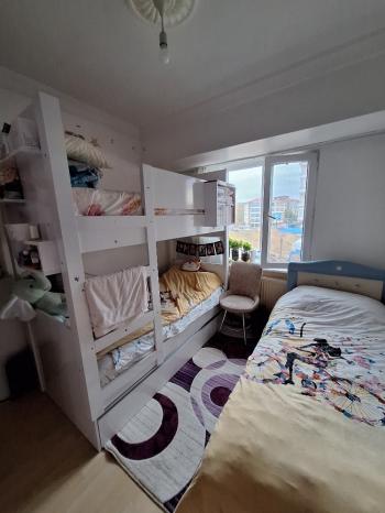 GÜVENAY - ÇORUM BAHÇELİEVLER BAHAR 1. CADDESİ ÜZERİ  2+1 SATILIK DAİRE