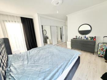 Kıbrıs Girne Karaoğlanoğlu Kervansaray Plajına Yürüme Mesafesinde Havuzlu 3+1 Kiralık Müstakil Villa