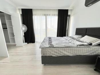 Kıbrıs Girne Karaoğlanoğlu Kervansaray Plajına Yürüme Mesafesinde Havuzlu 3+1 Kiralık Müstakil Villa