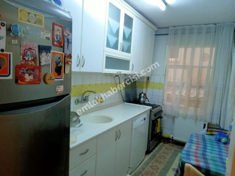 EMLAK HABERCİSİ 'NDEN MUDANYA ÖMERBEY MERKEZDE POSTANE MEVKİİ 1.KAT 3+1 ARA KAT DAİRE