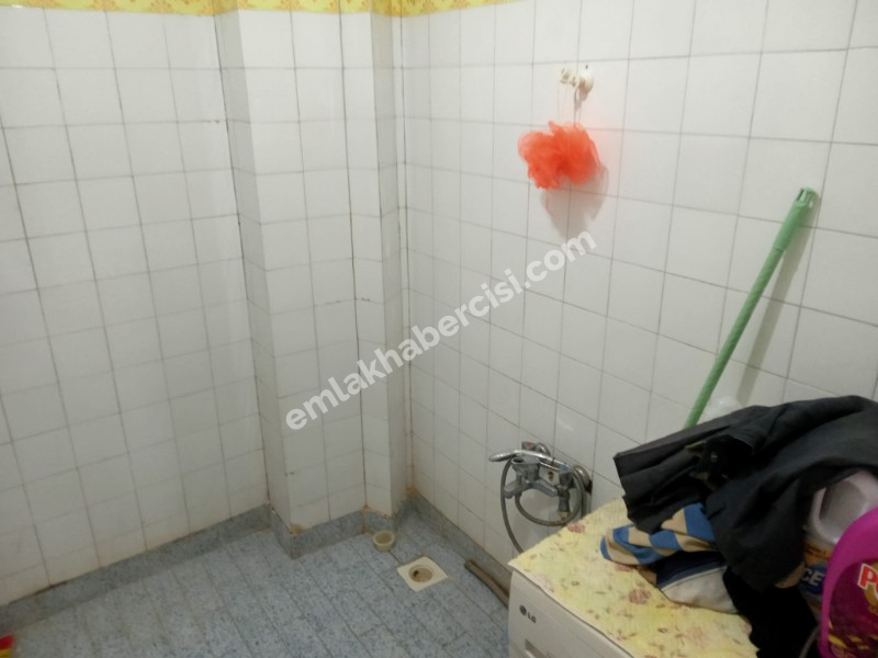 EMLAK HABERCİSİ 'NDEN MUDANYA ÖMERBEY MERKEZDE POSTANE MEVKİİ 1.KAT 3+1 ARA KAT DAİRE