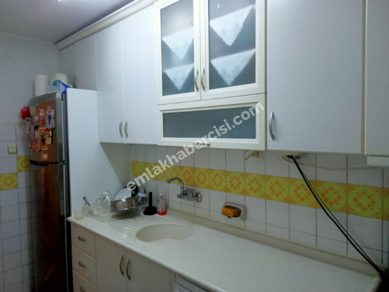 EMLAK HABERCİSİ 'NDEN MUDANYA ÖMERBEY MERKEZDE POSTANE MEVKİİ 1.KAT 3+1 ARA KAT DAİRE