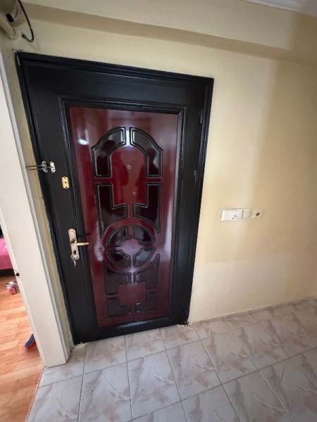 Çırçır'da Metro'ya 2 Dk Düzayak 2+1 & 1.Kat Balkonlu Kiralık Daire