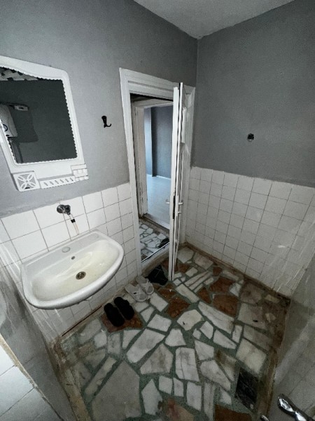 Yeşilpınar'da Metro'ya 5 Dk 1+1 Arakat Kiralık Daire