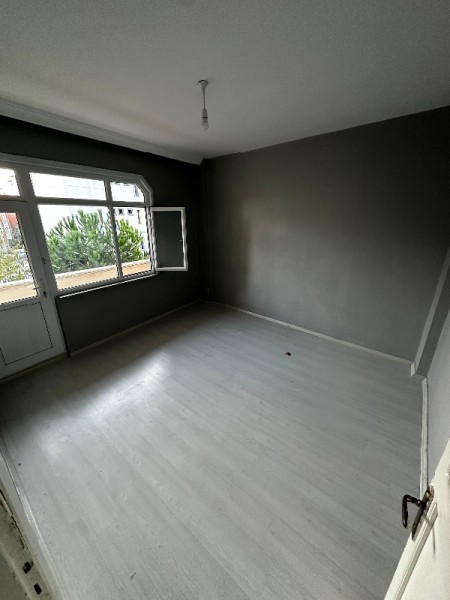 Yeşilpınar'da Metro'ya 5 Dk 1+1 Arakat Kiralık Daire