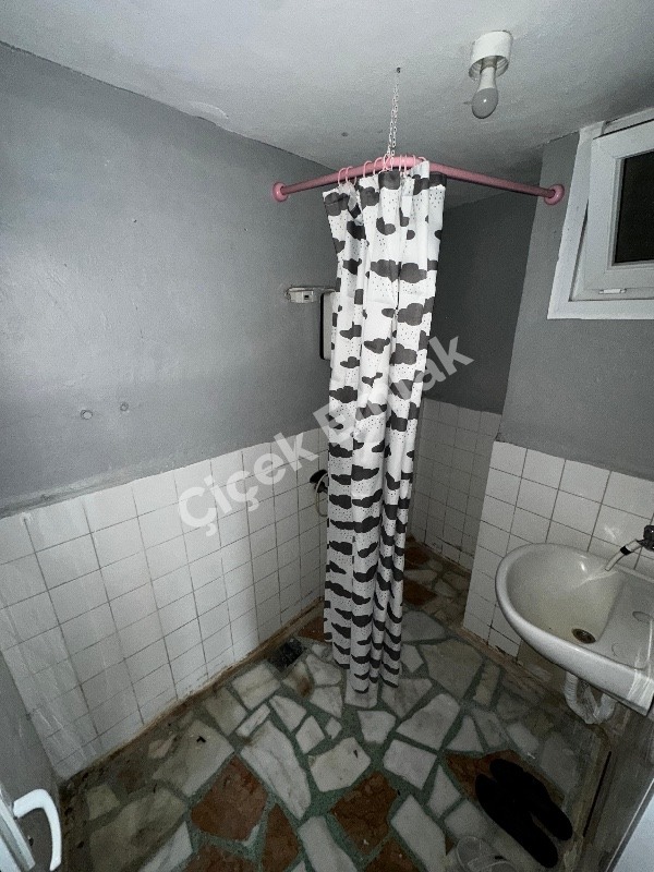 Yeşilpınar'da Metro'ya 5 Dk 1+1 Arakat Kiralık Daire