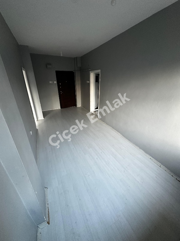 Yeşilpınar'da Metro'ya 5 Dk 1+1 Arakat Kiralık Daire