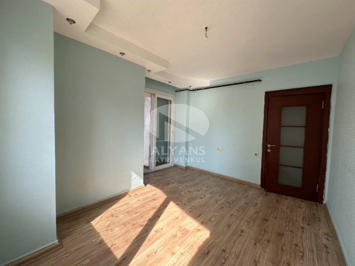 ALYANS'TAN BAĞIMSIZ MUTFAK TEK BLOK JENERATÖRLÜ GENİŞ 3+1