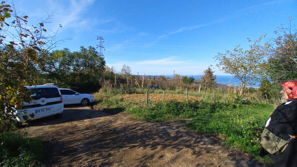 BEŞİKDÜZÜ TAKAZLI'DA SATILIK 1.167 M2 DÜZ ARAZİ