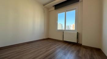 Elmas’tan M.Kemal’de Geniş Oturumlu Yatırıma Uygun 1+1