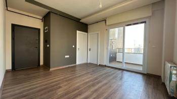 Elmas’tan M.Kemal’de Geniş Oturumlu Yatırıma Uygun 1+1