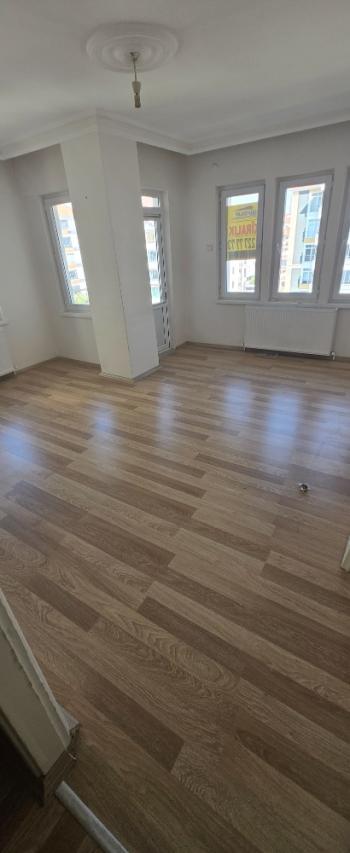 GÜVENAY - ÇORUM ULUKAVAK OSMANCIK CADDESİ ÜZERİ 3+1 KİRALIK DAİRE