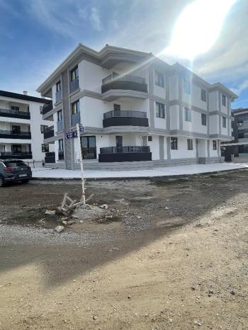 Güvenay - Çorum Çepni Mahallesi Kent Park Altı 2+1 Satılık Daire 
