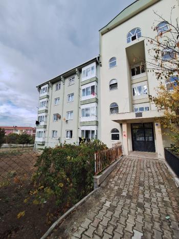 GÜVENAY – ÇORUM AKKENT TOKİ KONUTLARI – 1+1 SATILIK DAİRE